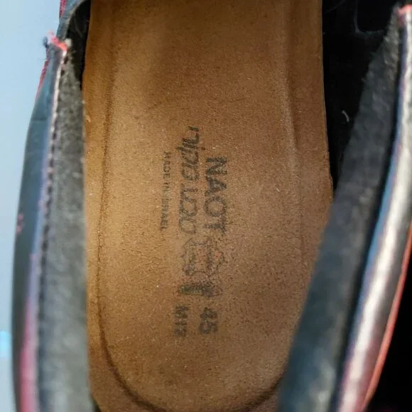 NAOT oxblood shoes Chelsea elastic side panel - Picture 7 of 7